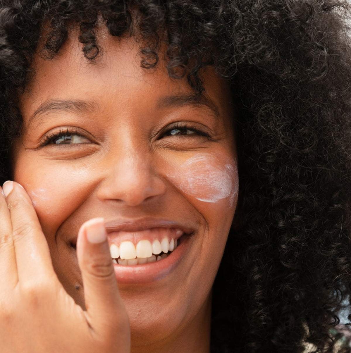 Superlight Sunscreen SPF 30 - Daily Wear