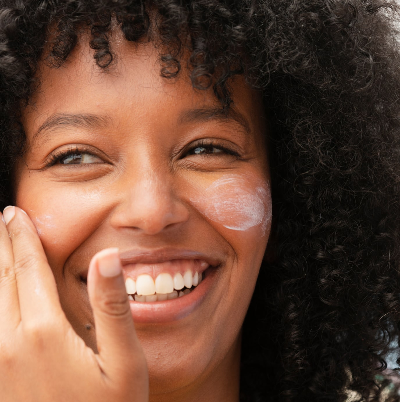 Superlight Sunscreen SPF 30 - Daily Wear